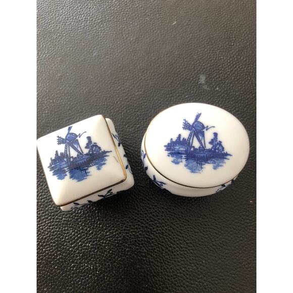 Vtg Crown West Hand Painted Footed Porcelain Trinket Boxes Set Dutch Windmill - Picture 2 of 9